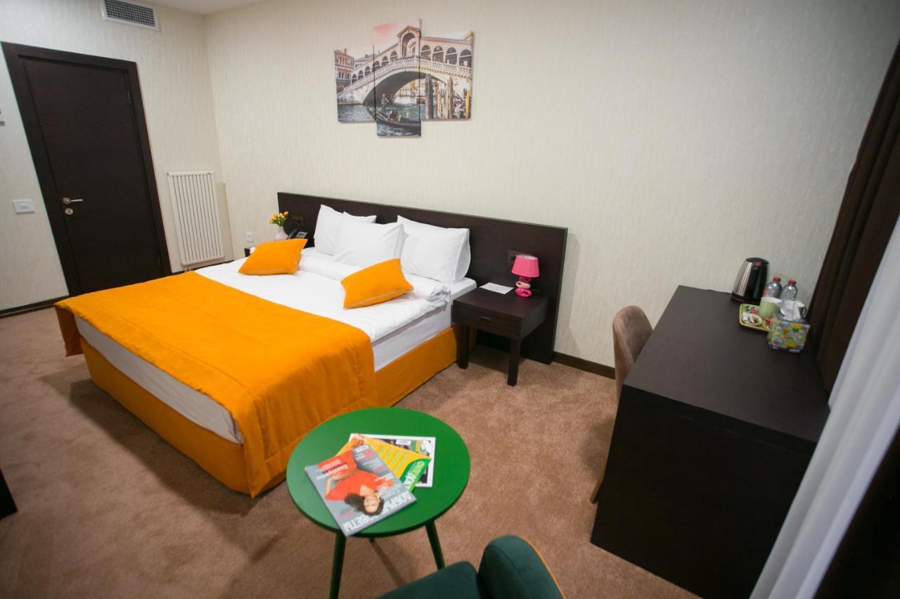 Da Vinci Boutique Hotel บากู ภายนอก รูปภาพ